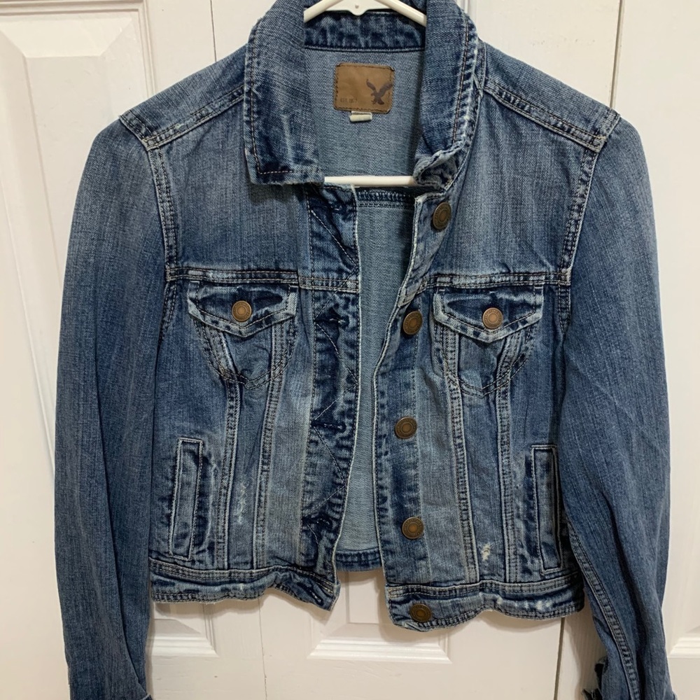 American Eagle jean jacket! Great condition